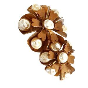 1930s Deco True Vintage Large Brass Gold Flower Dress Fur Clip Pin With Pearls